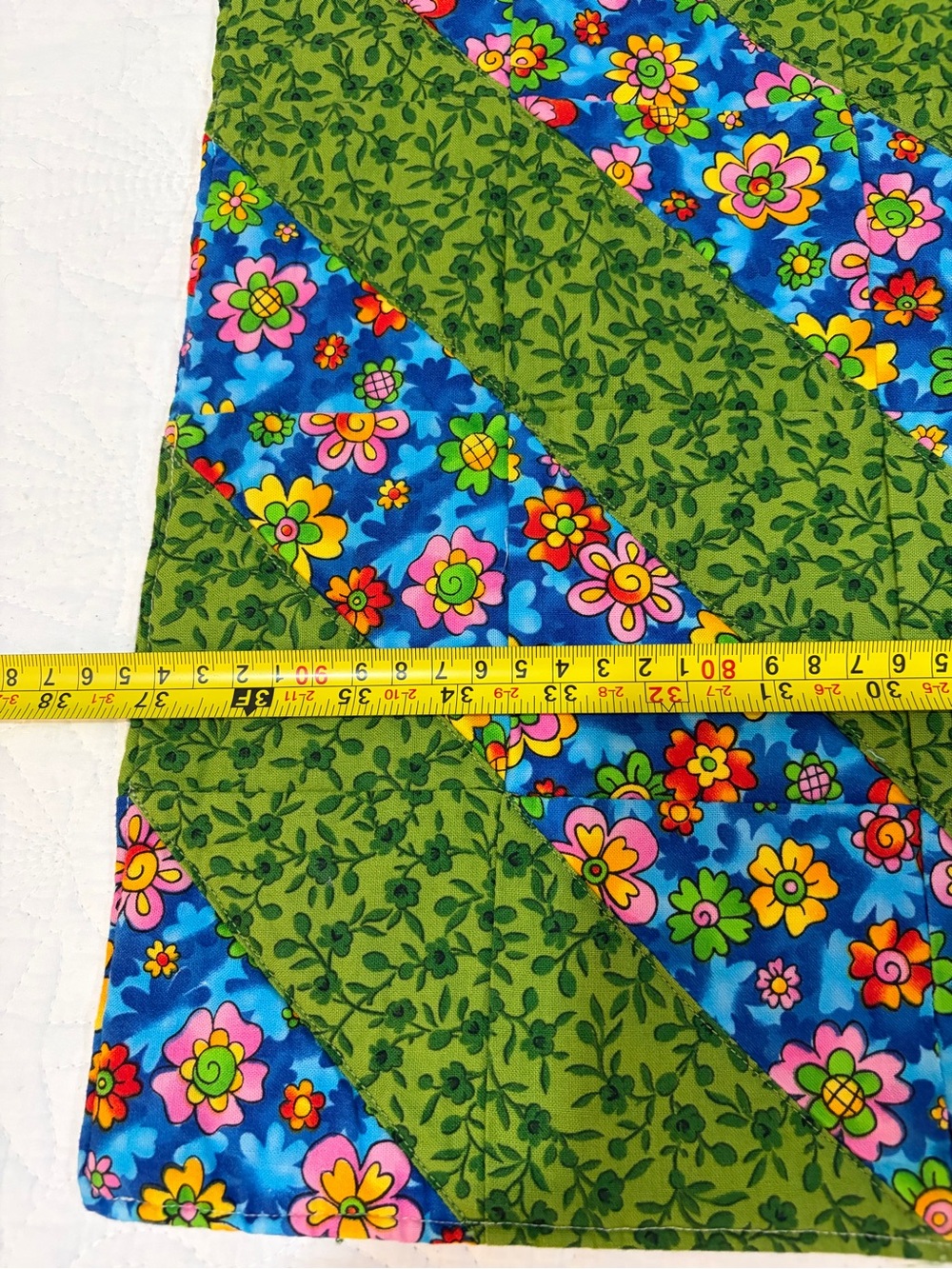 Hand made quilt - Picture 8 of 8